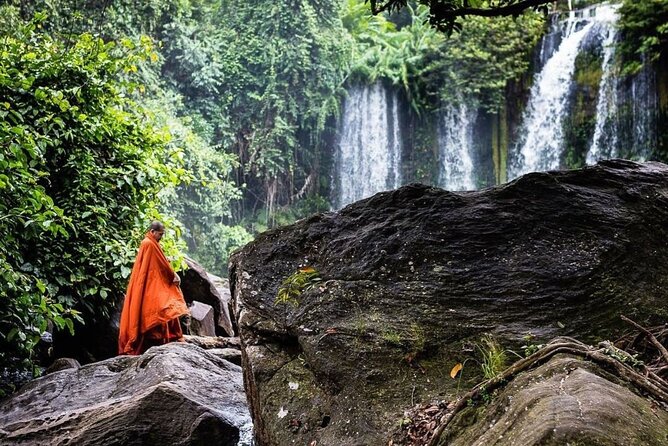 Kulen Waterfall Join-in Tour (local Picnic lunch) - A local lunch with a practical warning