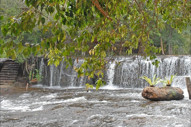 Kulen Waterfall & Kbal Spean Tour - Walking to Kbal Spean and the River of a Thousand Lingas