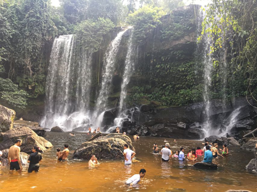 Kulen Waterfall Park with Small Groups & Guide tour - Lunch at Rom Chang Ankor Restaurant