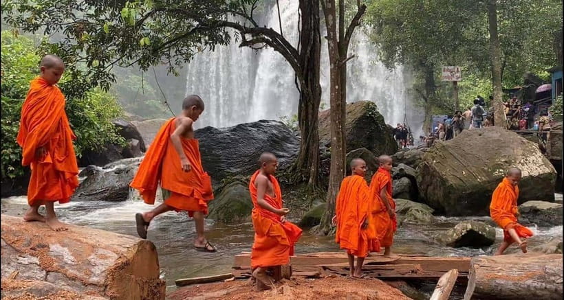 Kulen Waterfall Park with Small Groups & Guide tour - The Landmine Museum and Cambodia’s difficult recent past