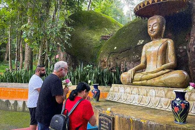 Kullen Waterfall Park with Small Group included entrance fee - Preah Ang Thom and the reclining Buddha