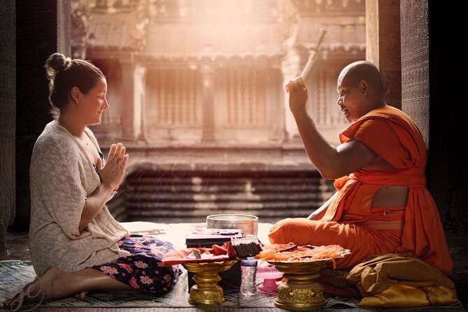Monk Blessing Ceremony - Arriving at a working pagoda