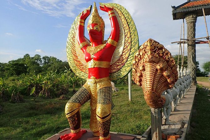 MotoGirl - Day Adventure Tour - The ferry ride across the Tonle Sap