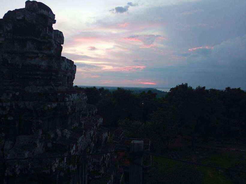 One Day Shared Trip to Angkor Temples with sunset - Key points to know before booking