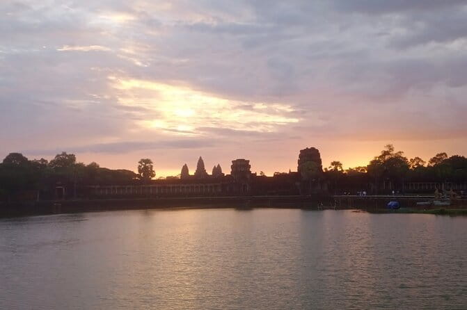 One Day Sunrise Private Tour at Angkorwat with Major Temples - Price, temple pass, and real value