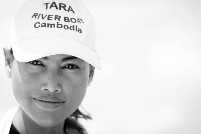 One-Way River cruise/road tour from Phnom Penh to Siem Reap or Siem Reap to PP - Leaving the road behind for a full-day river crossing