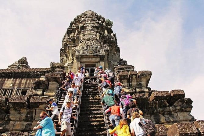 One Way Siem Reap Airport Pick Up or Airport Transfer - Why the $39 group price can work