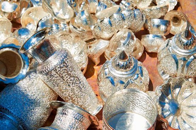 Oudong and Koh Chen Island - Full Day Cruise & Tour with English speaking guide - Koh Chen, where silver work remains part of village life