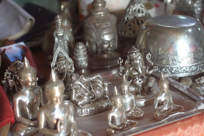 Oudong Mountain And Floating Village Cycle Tour - Meeting silver and bronze artisans