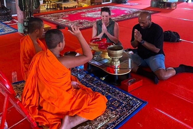 Oudong Mountain and Phnom Penh Full Day Private Tour - Koh Chen and the sound of village craft