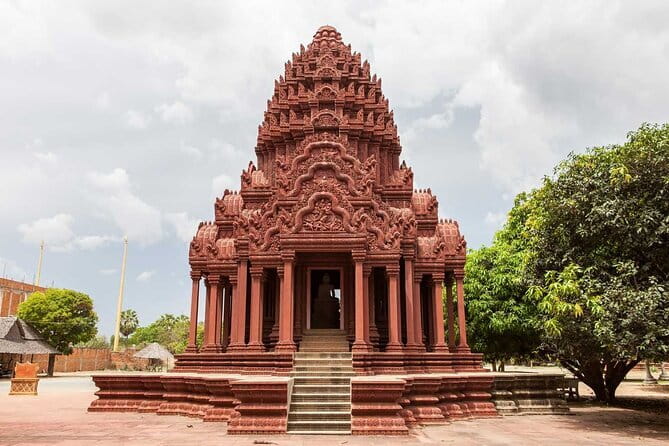 Oudong Temples & Phnom Prasith Private Tour from Phnom Penh - Who should book this Oudong tour?
