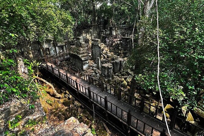 Overland to Beng Melea and Koh Ker Tour - An early start and a long return to Siem Reap