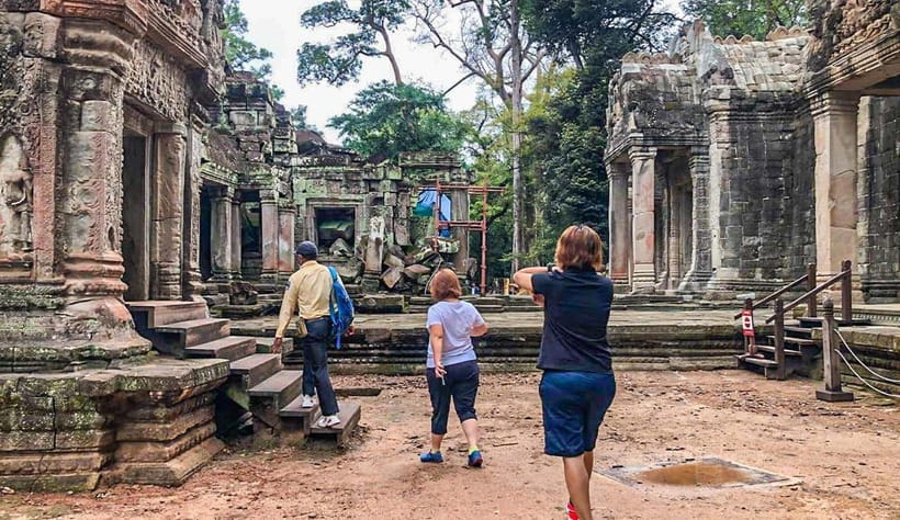 Phnom Bakheng Sunset Tour, Pre Rup, Neak Pean, Preah Khan - Pre Rup: brick towers and a temple mountain