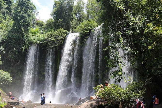 Phnom Kulen National Park, Kulen Mountain Waterfall Tour - Wat Preah Ang Thom and the reclining Buddha