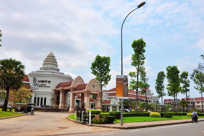Phnom Kulen Waterfall & Banteay Srei Tour - Swimming and two levels of waterfall