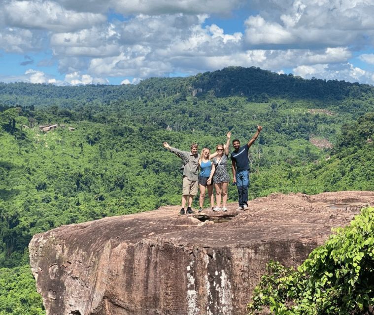 Phnom Kulen Waterfall & the Sacred 1000 Lingas (with Lunch) - Lunch Beside the Two-Tiered Waterfall