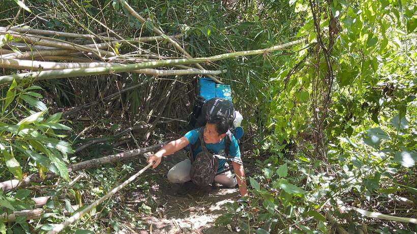 Phnom Penh: 2-Day Aural Mountains Hiking Adventure - The summit push and aircraft crash site