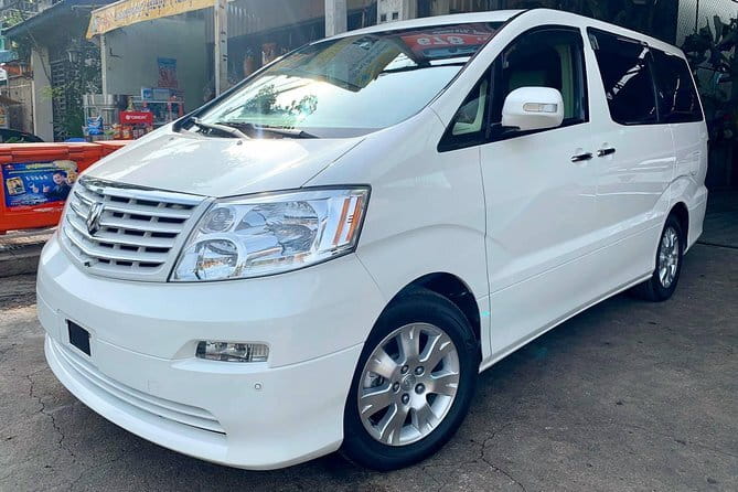 Phnom Penh Airport Private Taxi Transfer - Hotels - Private vehicles give your group room and control