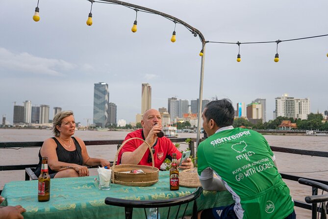 Phnom Penh Bike & Boat Sunset Tour / E-Bike Available - What makes this Phnom Penh bike and boat tour special