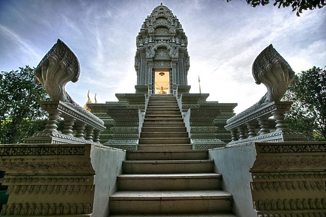 Phnom Penh City Tour, Silver Pagoda, Genocide Museum, Killing Fields - The Silver Pagoda and its 5,329 silver tiles