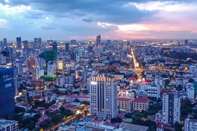 Phnom Penh Full Day Private Tours - Independence Monument and Phnom Penh’s civic identity