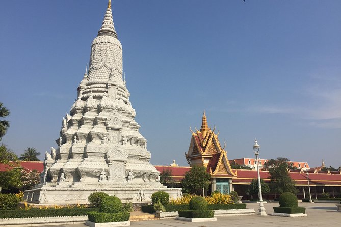 Phnom Penh killing field Private Tour - The Royal Palace and its silver shrine
