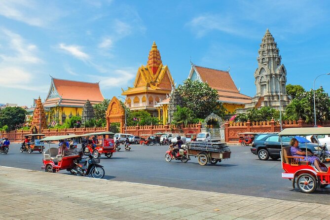 Phnom Penh: KTI Airport to City Centre|Hotels Private Transfer - Finding the driver without a full meet-and-greet