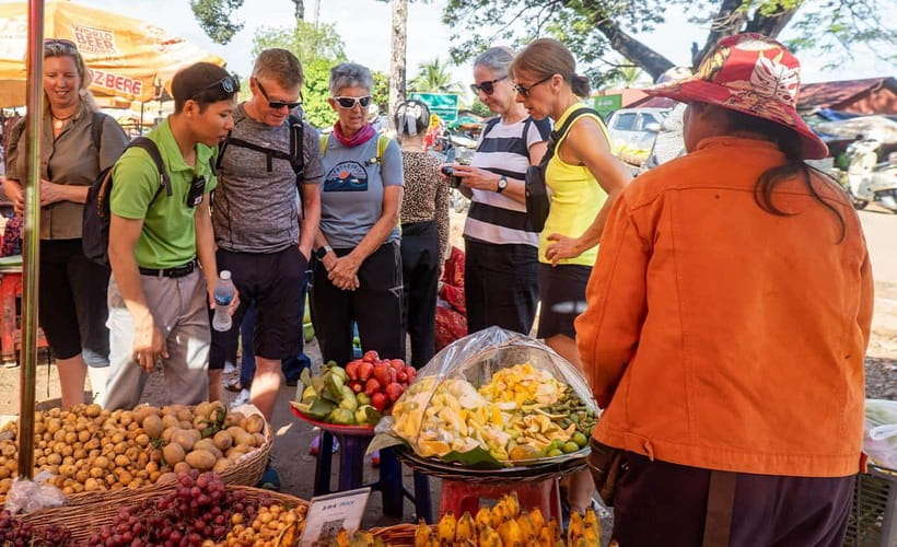 Phnom Penh: Morning Foodie, Market Walking & Street Art Tour - Why this tour works for first-time Phnom Penh visitors