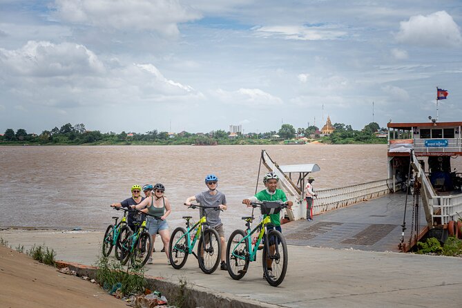 Phnom Penh Silk Island Bike Tour/ E-Bike or Tuk Tuk - Tuk tuk and alternative options