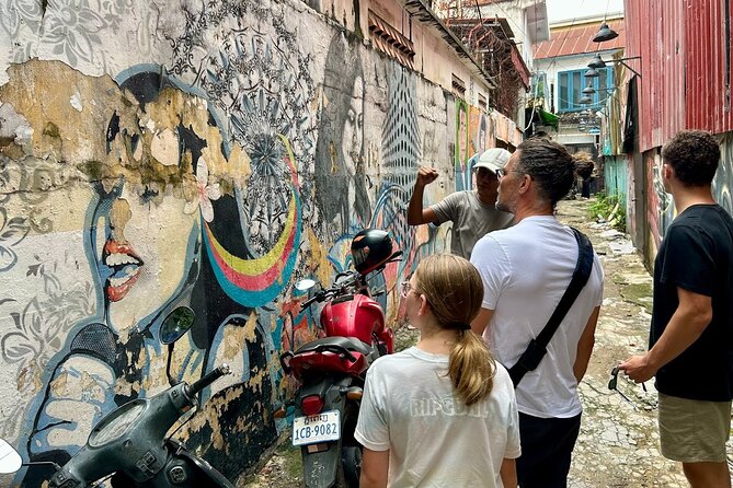 Phnom Penh Street Art and Noodle Lovers Tour by Tuk Tuk - Riverside Park and Phnom Penh’s unsung noodle specialty