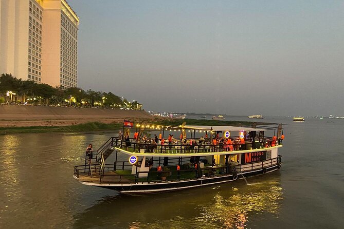 Phnom Penh: Sunset Cruise-Free Beers-Sodas-BBQ Buffet-fruit plate - Key points to know before booking