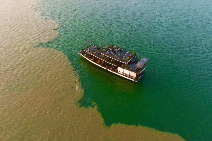 Phnom Penh: Sunset Cruise with Unlimited Beer &Fruit platter - Key points at a glance
