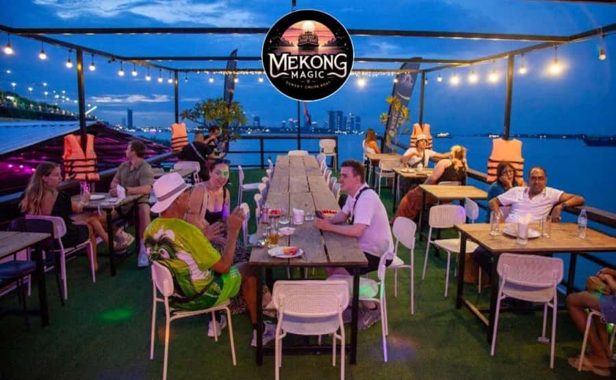 Phnom Penh: Sunset Cruise with Unlimited Beers & BBQ Buffet - Why this short Phnom Penh cruise works so well