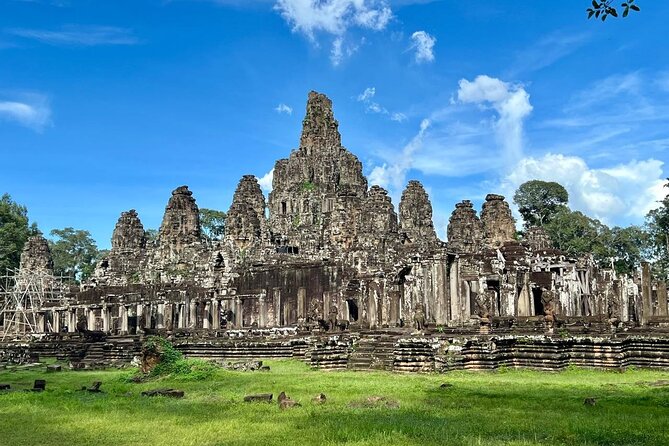 Phnom Penh to Siem Reap, Angkor Wat & Return, 2 Day Private Tour - The ancient bridge at Kampong Kdei