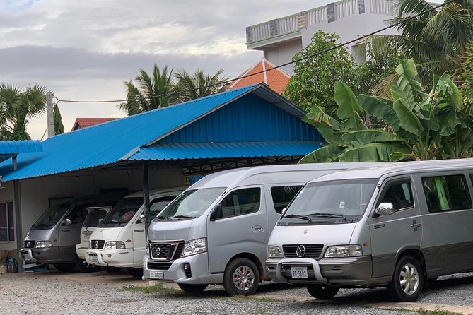 Phnom Penh to Siem Reap by Private Car or Minivan - Pickup in Phnom Penh and the first hour on the road