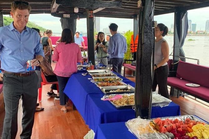 Phnom Penh to Siem Reap Cruise/road tour or Siem Reap/Phnom Penh - Why take a river route between Phnom Penh and Siem Reap?