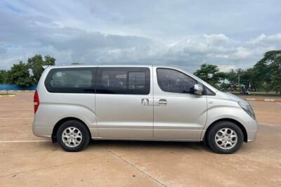 Phnom Penh to Sihanoukville by Private Car or Minivan