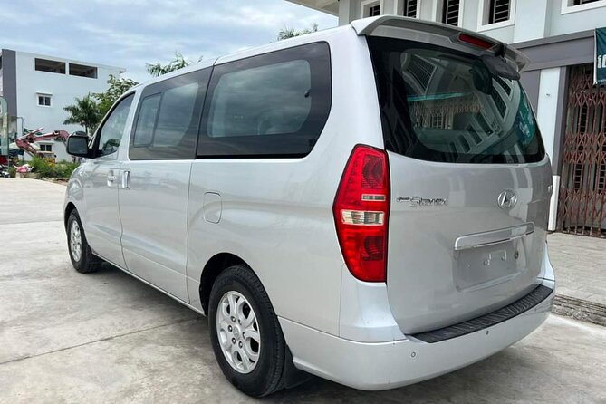 Phnom Penh to Sihanoukville by Private Car or Minivan - Comfort, vehicle choices, and group size