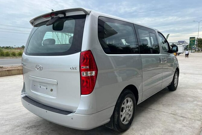 Phnom Penh to Sihanoukville by Private Car or Minivan - Timing, communication, and holiday warnings