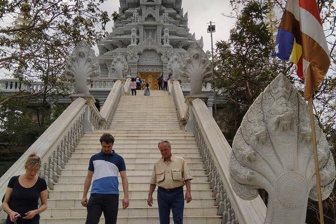 Phnom Penh Tour Guides - The guide, vehicle, and pace