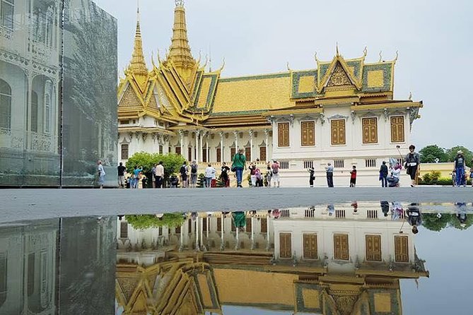 Phnom Penh Vital Discovery-Full Day Tour (Including all services) - Starting at Wat Phnom, the city’s small hill
