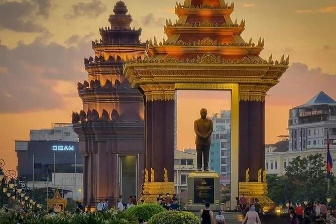 Phnompenh a full day tour excursive with guide and driver - Key points to know before booking