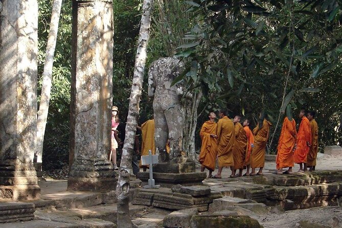 Preah Khan, Neak Pean and Pre-Rup Private Tour - Eastern Mebon and the memory of a vanished reservoir