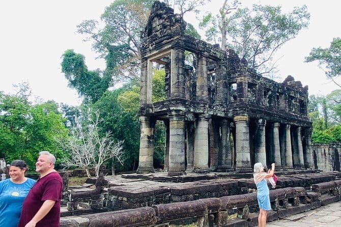 Preah Khan, Neak Pean and Pre Rup Temple Tour - Key points to know before you book