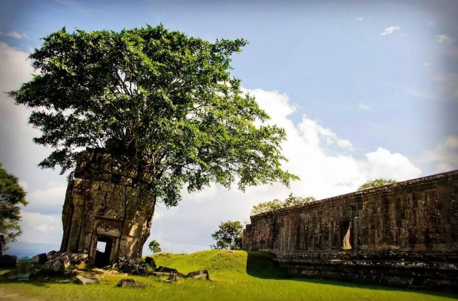 Preah Vihear: Full-Day Preah Vihear and Koh Ker Temple Tour - Guides make the difference
