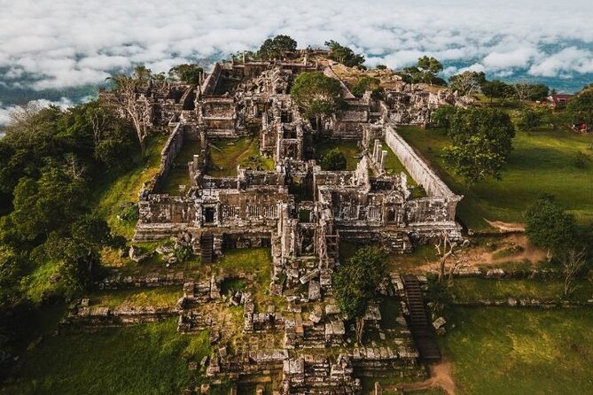 Preah Vihear temple - Koh Ker & Other temple with Small Group - Prasat Pram’s five towers
