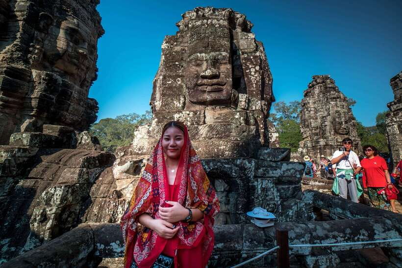 Private Angkor Sunrise, Guide Breakfast and Tuktuk included - Breakfast is a useful pause, but confirm what you are buying