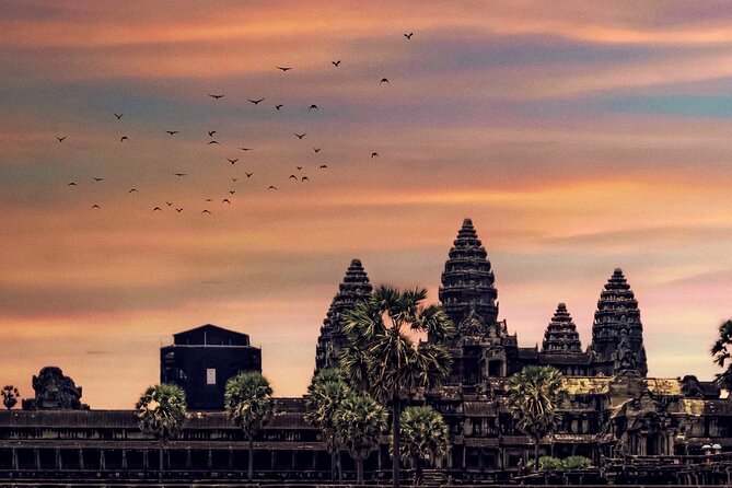 Private Angkor Sunrise & Major Temples Tour by English Speaking SUV Car Driver - Angkor Wat: allow time for the main event