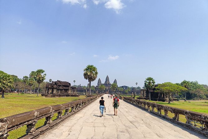 Private Angkor Wat Exploring Tour (Sunset or Sunrise) - Starting early at Angkor Wat
