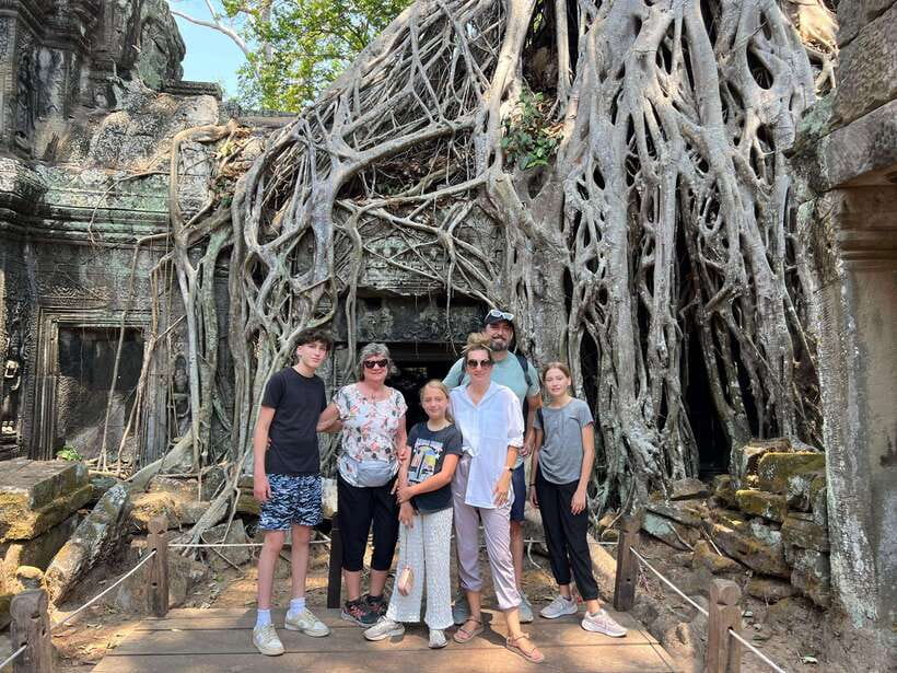 Private Angkor Wat Sunrise Tour with Lunch - Angkor Thom and its 54 gods and 54 asuras